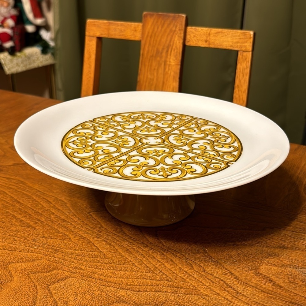 Vintage 1970s Georges Briard Cake Plate MCM Footed Georges Briard Cake Plate - Picture 3 of 14